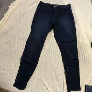 Dark wash Lauren Conrad jeggings